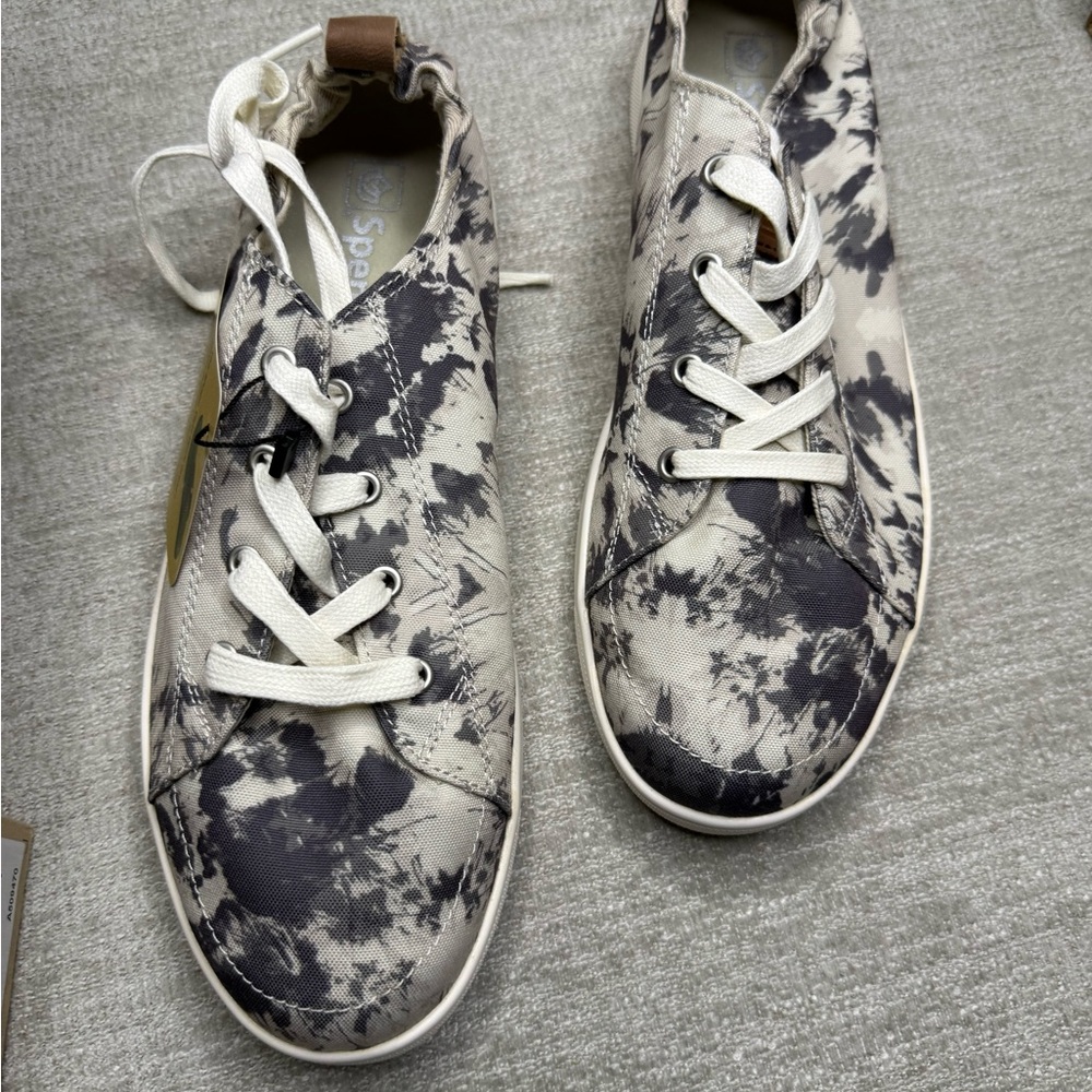 NWT Waco Shoe Company Santa Clara Tie Dye Sneakers – Grey – Women’s 9.5